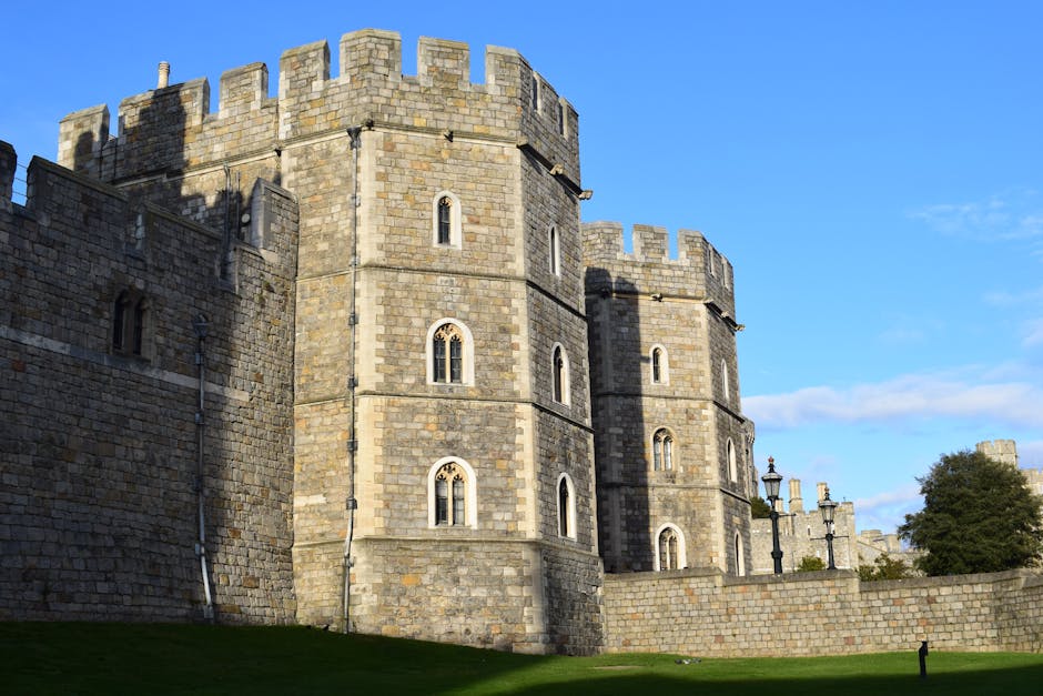 UK Travel Destinations Guide Windsor Castle