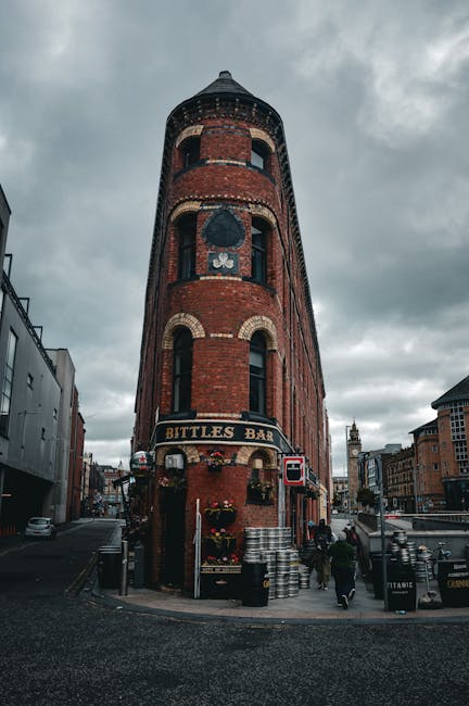 Belfast City Exploration Guide cityscape, historic buildings, cultural landmarks